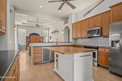 Kitchen - 925 Lambert Ave, Flagler Beach, FL 32136 photo 1 of 6