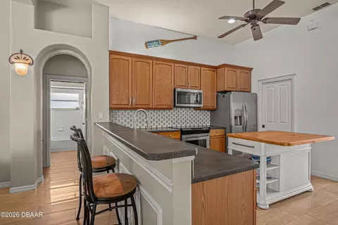 Kitchen - 925 Lambert Ave, Flagler Beach, FL 32136 photo 6 of 6