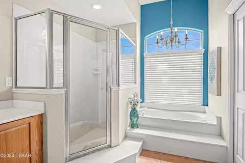 Bath - 925 Lambert Ave, Flagler Beach, FL 32136 photo 2 of 5