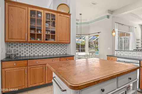 Kitchen - 925 Lambert Ave, Flagler Beach, FL 32136 photo 5 of 6