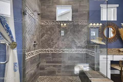 Bath - 5701 NW 40th Loop, Ocala, FL 34482 photo 6 of 8