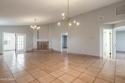 44 Capistrano Dr, Ormond Beach, FL 32176 photo 5