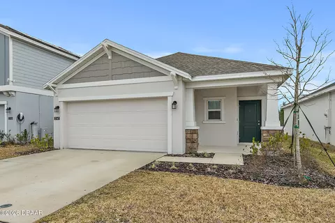 2147 Green Valley St, Daytona Beach, FL 32124