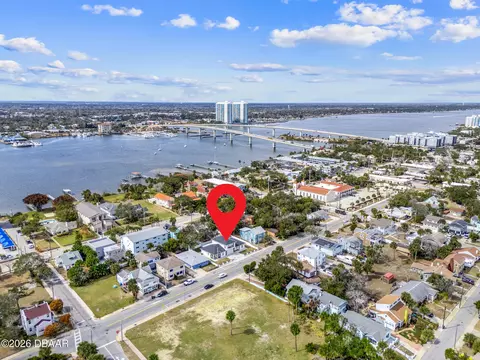 223 N Peninsula Dr, Daytona Beach, FL 32118