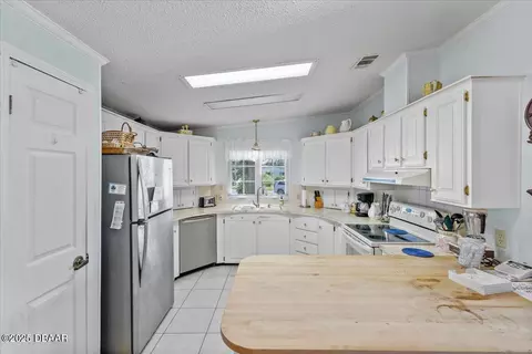 633 Starboard Ave, Edgewater, FL 32141 photo 9