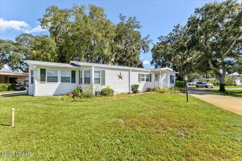 633 Starboard Ave, Edgewater, FL 32141