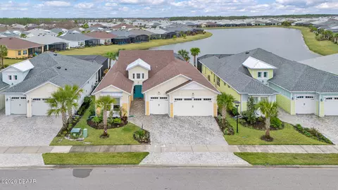 575 Barefoot Life Ln, Daytona Beach, FL 32124