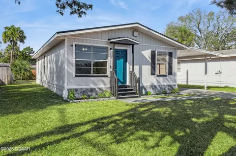 610 Walker St, Holly Hill, FL 32117