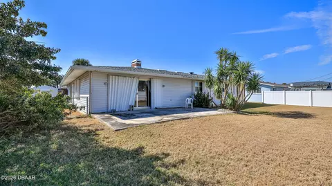 Exterior - 5 Friendly Cir, Ormond Beach, FL 32176 photo 5 of 6