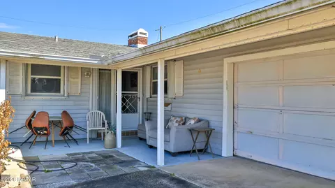 Exterior - 5 Friendly Cir, Ormond Beach, FL 32176 photo 2 of 6