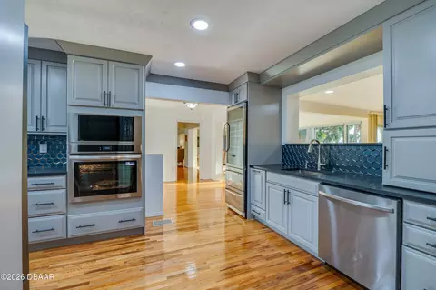 Kitchen - 276 John Anderson Dr, Ormond Beach, FL 32176 photo 1 of 4