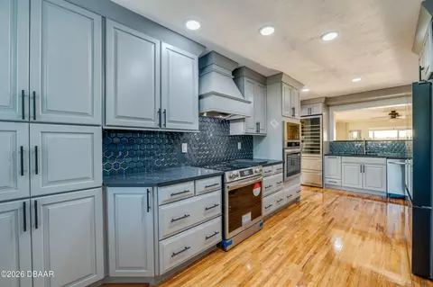 Kitchen - 276 John Anderson Dr, Ormond Beach, FL 32176 photo 3 of 4