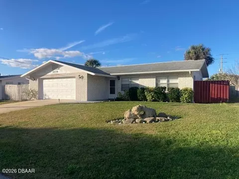 4038 Cardinal Blvd, Port Orange, FL 32127