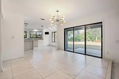 Living - 3 Forest View Way, Ormond Beach, FL 32174 photo 6 of 10