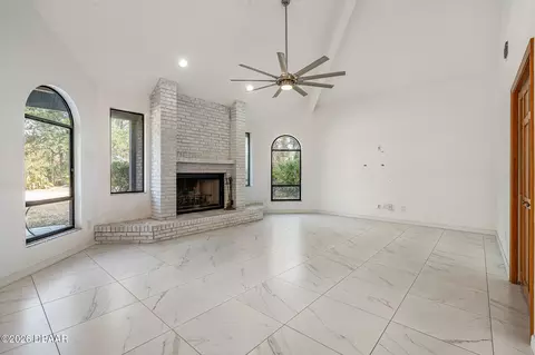 Living - 3 Forest View Way, Ormond Beach, FL 32174 photo 2 of 10