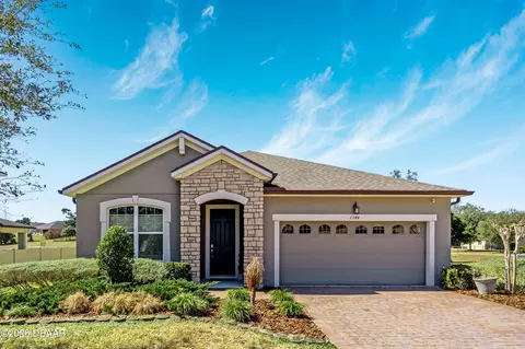 2344 Oxmoor Dr, Deland, FL 32724