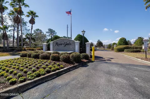 124 Raintree Cir, Palm Coast, FL 32164