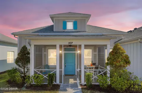 307 Cheeseburger Dr, Daytona Beach, FL 32124