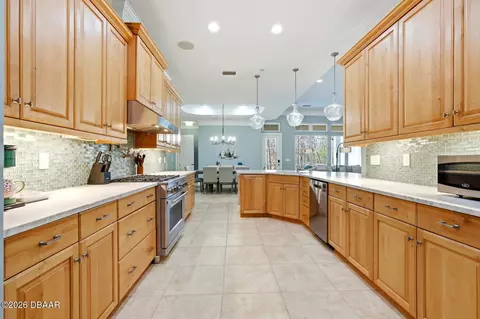 Kitchen - 6595 Collier Rd, Saint Augustine, FL 32092 photo 5 of 13