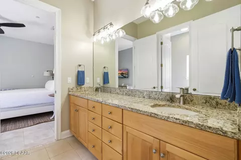 Bath - 6595 Collier Rd, Saint Augustine, FL 32092 photo 4 of 12