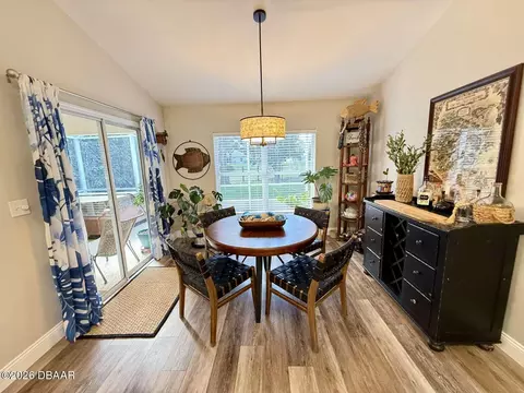 Dining - 32 Wild Cat Ln, Ormond Beach, FL 32174 photo 2 of 2