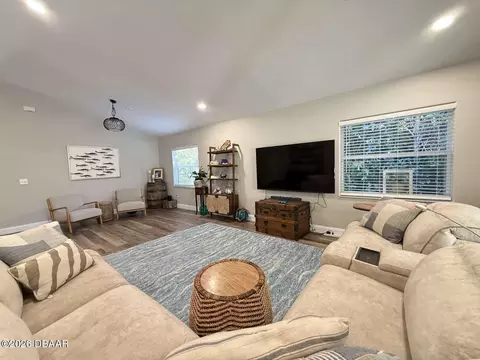 Living - 32 Wild Cat Ln, Ormond Beach, FL 32174 photo 3 of 3