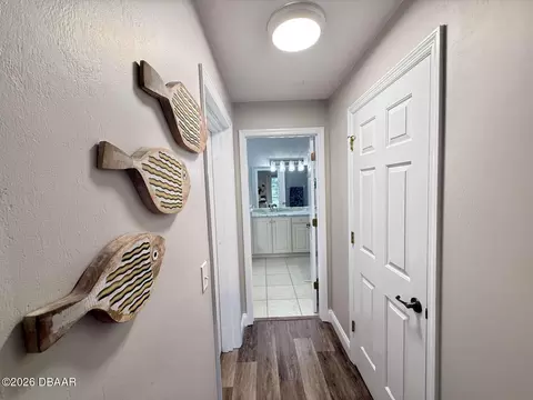 Entry Way - 32 Wild Cat Ln, Ormond Beach, FL 32174 photo 4 of 4