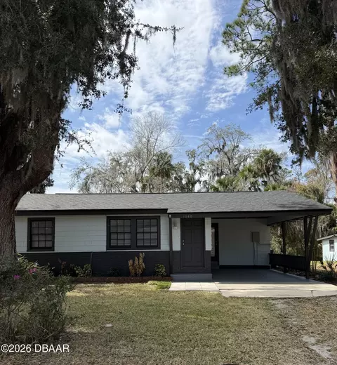 1040 B St, New Smyrna Beach, FL 32168