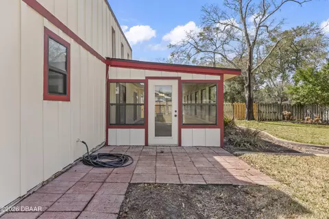 Exterior - 20 Choctaw Trl, Ormond Beach, FL 32174 photo 7 of 10