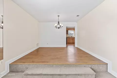Living - 20 Choctaw Trl, Ormond Beach, FL 32174 photo 3 of 10