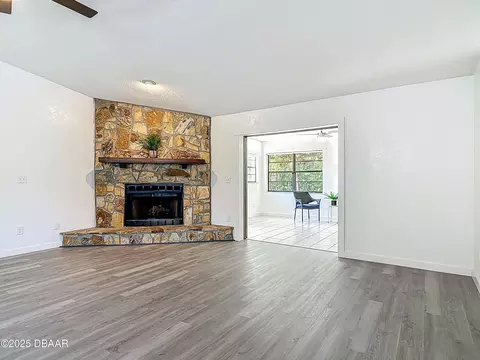 Living - 52 Big Buck Trl, Ormond Beach, FL 32174 photo 5 of 9