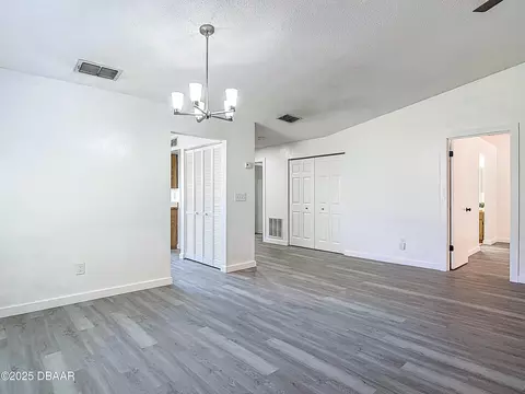 Living - 52 Big Buck Trl, Ormond Beach, FL 32174 photo 3 of 9