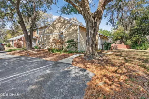 Exterior - 14 Tomoka Meadows Blvd, Ormond Beach, FL 32174 photo 3 of 4