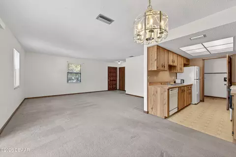Living - 14 Tomoka Meadows Blvd, Ormond Beach, FL 32174 photo 2 of 2
