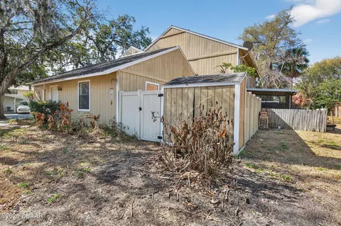 Exterior - 14 Tomoka Meadows Blvd, Ormond Beach, FL 32174 photo 2 of 4