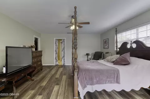 Bedroom - 18 Twin River Dr, Ormond Beach, FL 32174 photo 3 of 5