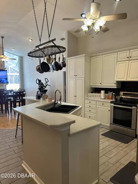Kitchen - 4 Pine Look Pass, Ormond Beach, FL 32174 photo 2 of 4