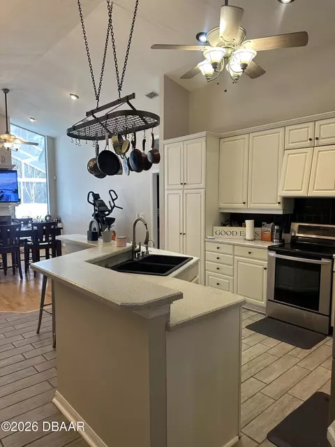 Kitchen - 4 Pine Look Pass, Ormond Beach, FL 32174 photo 2 of 4
