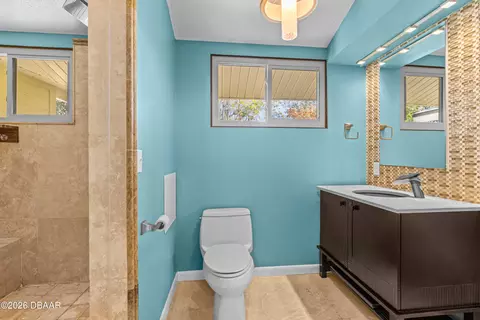 Bath - 32 Pebble Beach Dr, Ormond Beach, FL 32174 photo 1 of 5