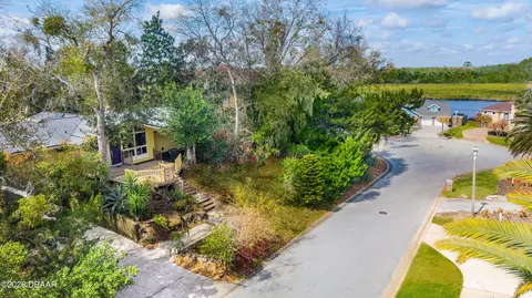 View/Area - 32 Pebble Beach Dr, Ormond Beach, FL 32174 photo 4 of 5