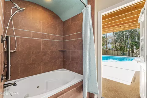 Bath - 32 Pebble Beach Dr, Ormond Beach, FL 32174 photo 5 of 5