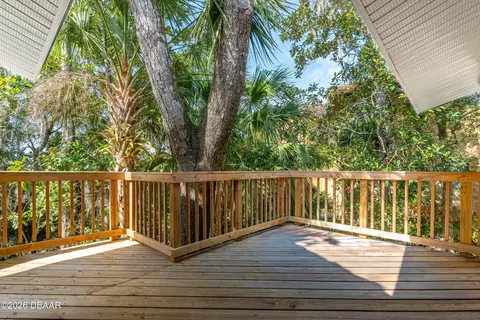 Exterior - 32 Pebble Beach Dr, Ormond Beach, FL 32174 photo 6 of 11