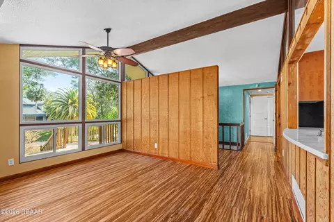 Living - 32 Pebble Beach Dr, Ormond Beach, FL 32174 photo 2 of 8
