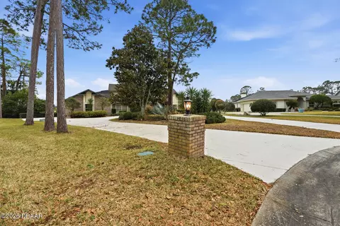 Exterior - 10 Magnolia Ln, Ormond Beach, FL 32174 photo 11 of 15