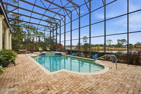 Exterior - 10 Magnolia Ln, Ormond Beach, FL 32174 photo 5 of 15