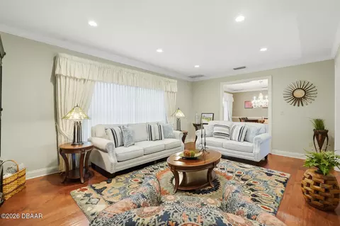 Living - 10 Magnolia Ln, Ormond Beach, FL 32174 photo 4 of 10