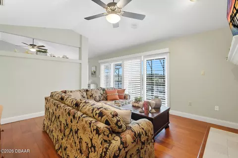 Living - 10 Magnolia Ln, Ormond Beach, FL 32174 photo 9 of 10