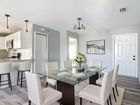 841 Hollywood St, Daytona Beach, FL 32117