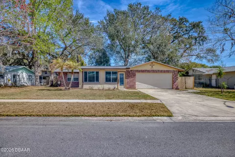3709 Hugh St, Port Orange, FL 32129