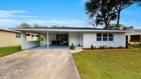 2261 Anastasia Dr, South Daytona, FL 32119